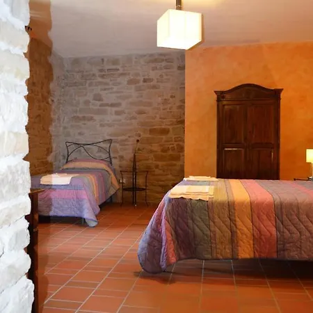 La Casa Di Giulietta ベッド・アンド・ブレックファスト 3*