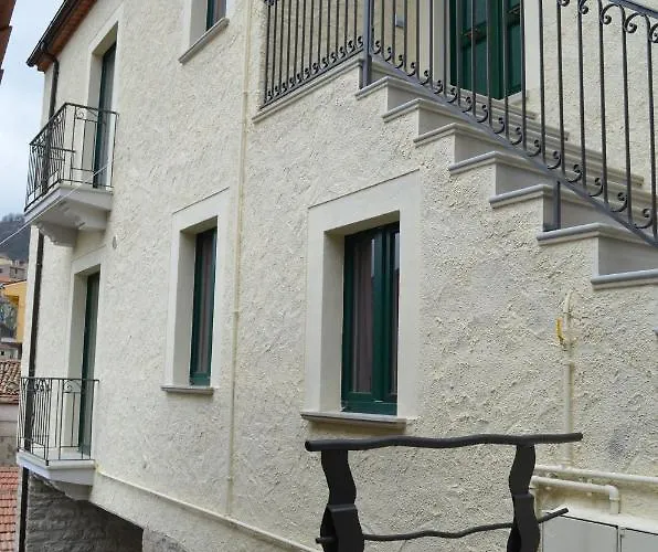 La Casa Di Giulietta Castelmezzano